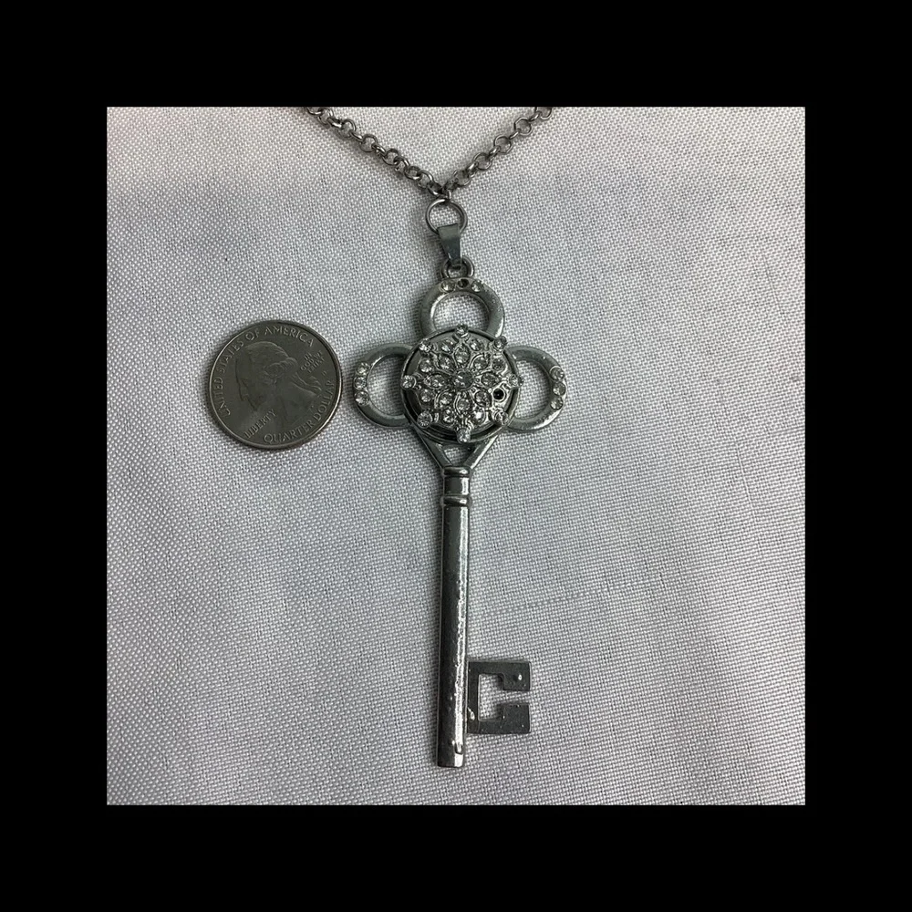 Silver Key Pendant Necklace